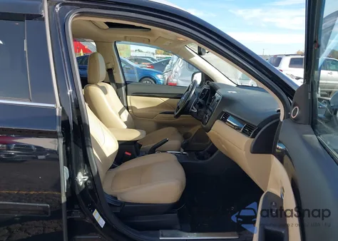 2016 Mitsubishi Outlander Gt z USA, uszkodzony, nr VIN JA4JZ4AX8GZ047516